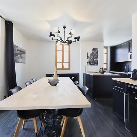 アパート 2 Bd With Sauna In The Center Of